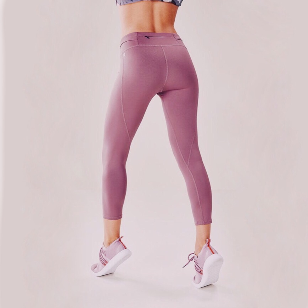 FABLETICS — GIA CAPRI LEGGING